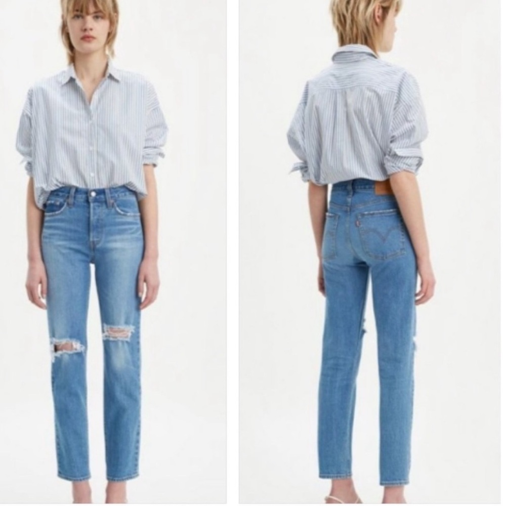 Levi’s Wedgie Ankle Fit Light Distressing Mid/Rise Button Fly Size 25 Jeans NEW